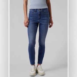 Athleta Sculptek Athleisure Ultra Skinny Jeans in True Blue Size 8